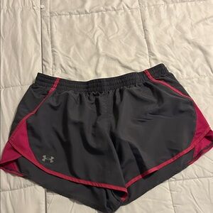 Under Armour Women's Charcoal and Fuchsia Athletic Shorts size xl